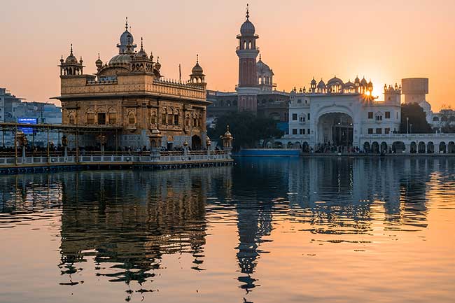 Golden Temple in the morning.