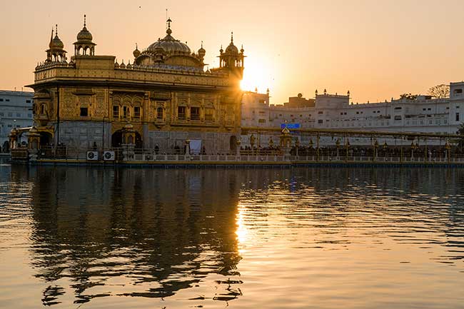 Sunrise at Golden Temple.