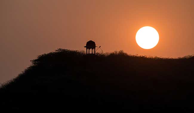 Sunset in Bundi.