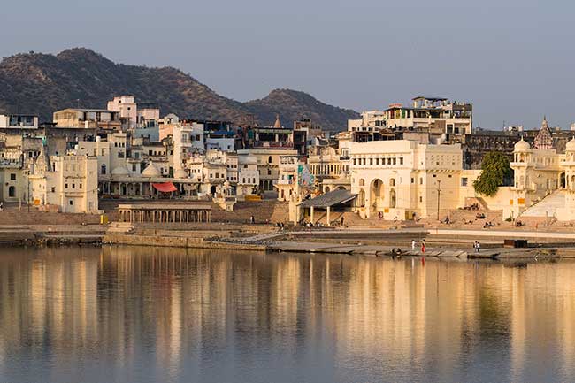 Pushkar Lake in the afternoon.