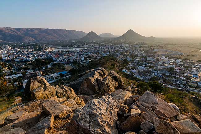 Wide-angle view of Pushkar.